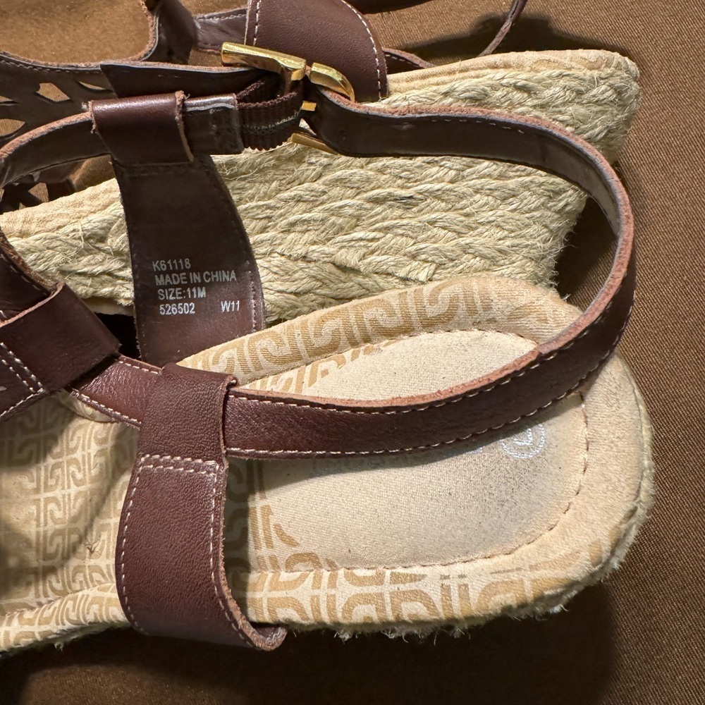 Rockport Brown Leather Wedges Size 11M - Picture 9 of 13